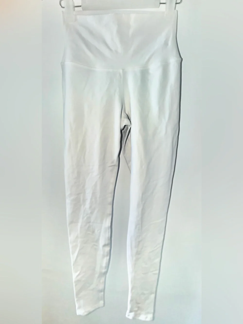 ALO Yoga High-Waist Airbrush Leggings Ivory